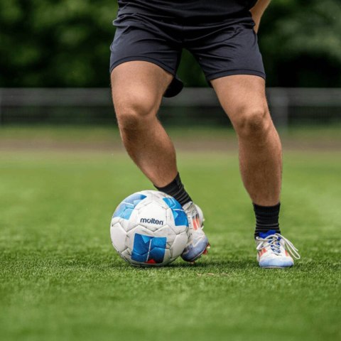 Piłka nożna Molten Vantaggio biało-niebieska F4N2810 Molten