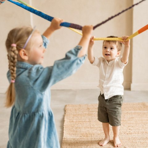 Guma sensoryczna animacyjna 4 m tęczowa Akson Akson