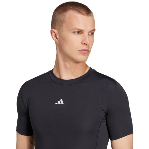 Koszulka męska adidas Techfit Short Sleeve Tee czarna JP4674 Adidas teamwear