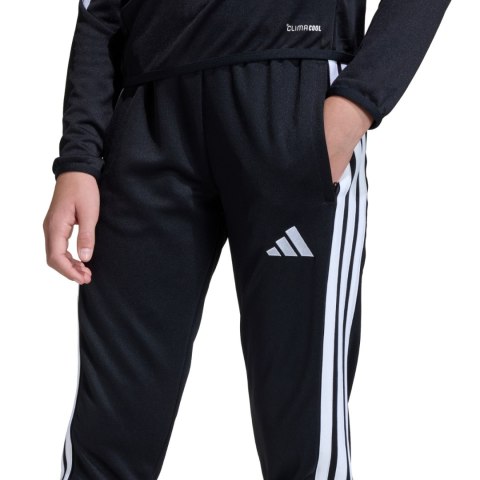 Spodnie dla dzieci adidas Tiro 26 League Training Slim czarno-białe JY7117 Adidas teamwear